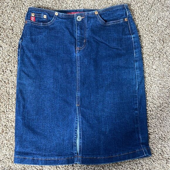 VINTAGE GUESS - Denim Skirt Split in Front Ladies Size 26 Dark Wash - Picture 2 of 11